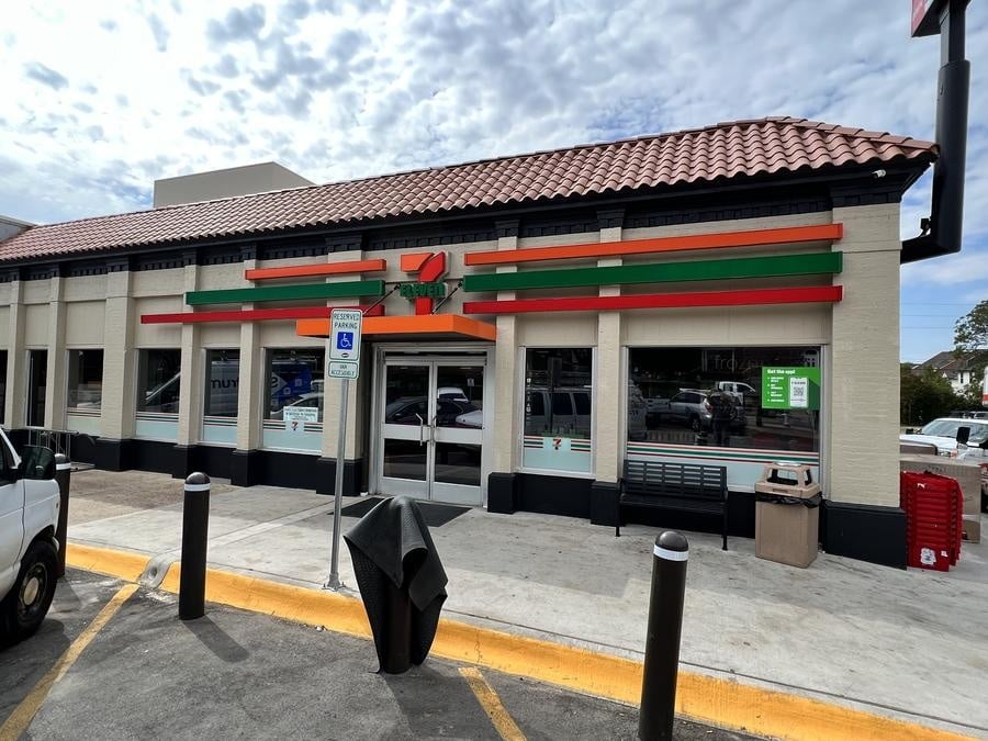 7-11 in University Park TX using Clearview Ceramic 50 Window Film on store windows